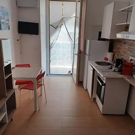 Apartementnearcapodimonte2 Apartment