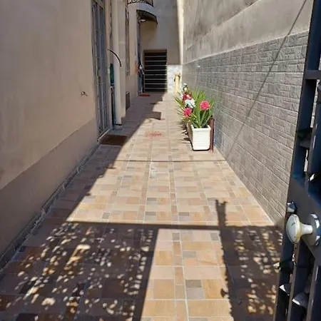 Apartementnearcapodimonte2 *